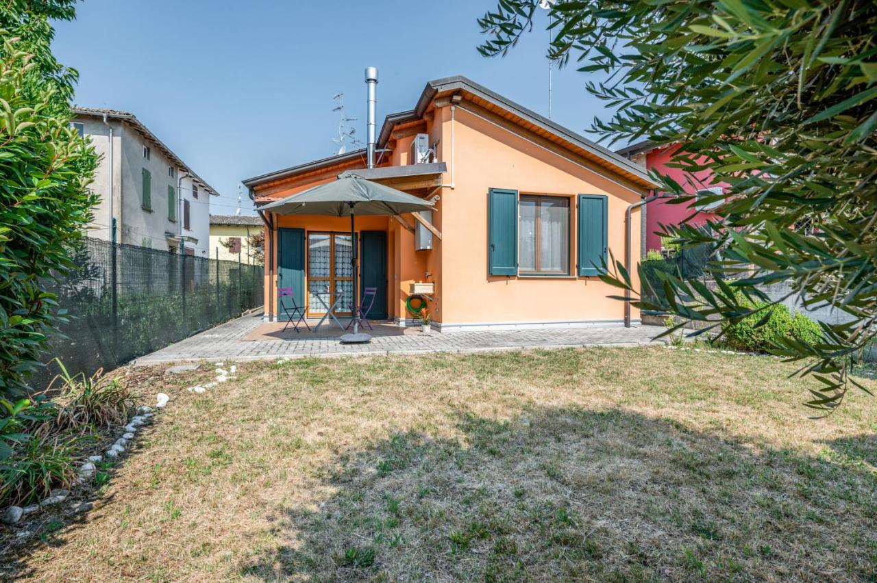 Casenuove Viletta Indipendente A 10 Min Da Parma Case Nuove  Extérieur photo